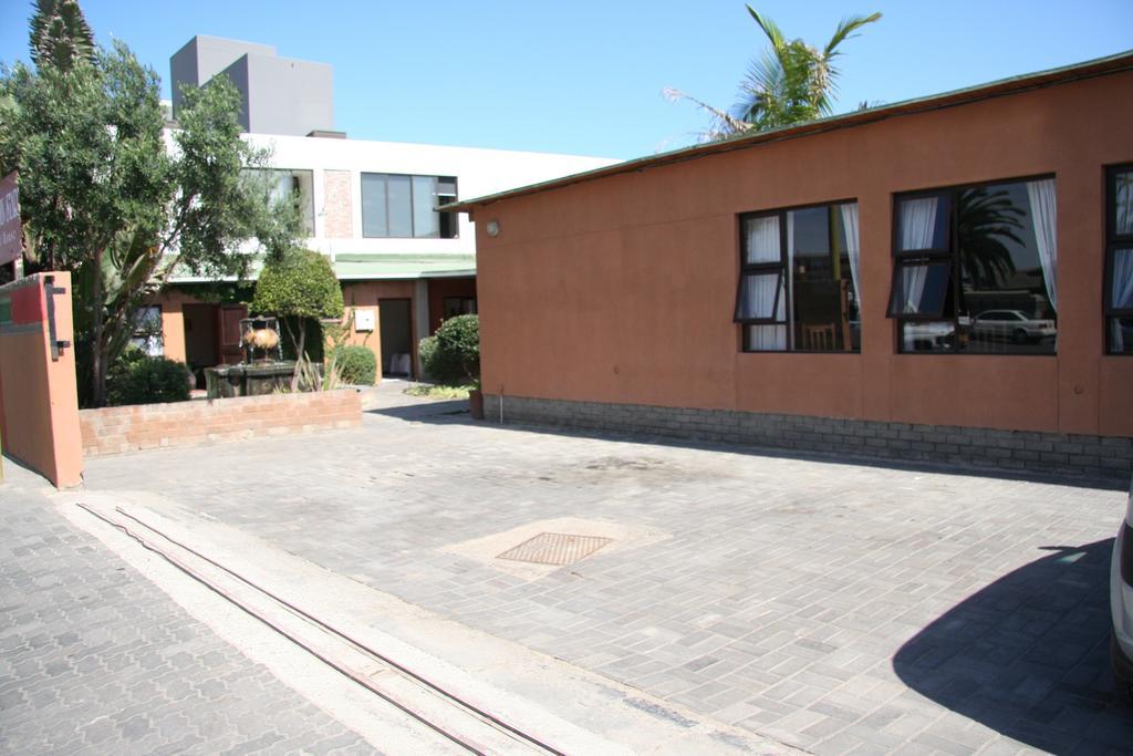 Dunedin Star Guesthouse Swakopmund Buitenkant foto